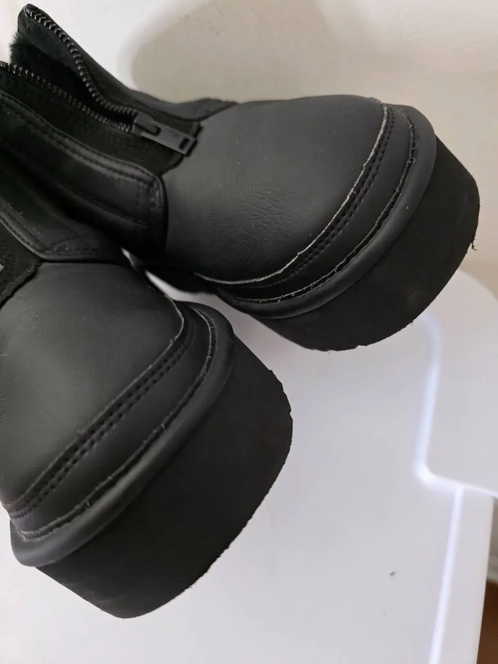 UGG great size